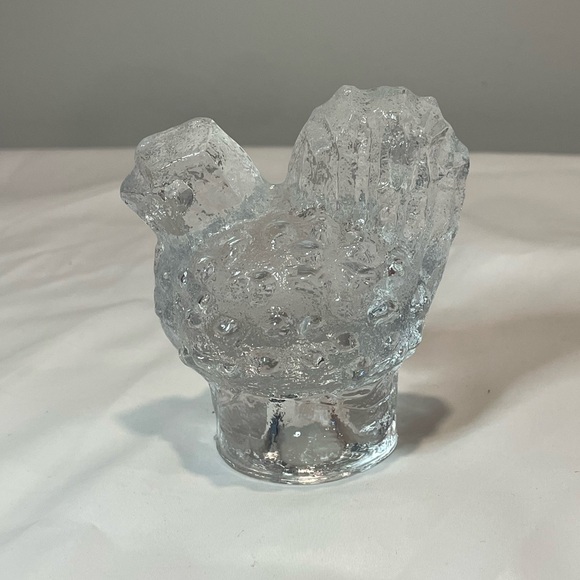 Vintage PUKEBERG Glass CHICKEN Paperweight Figurine - Picture 3 of 7